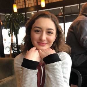 Meet your Posher, Genti